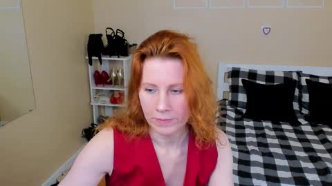 seductive_foxy_ online show from 5, 2, 2026