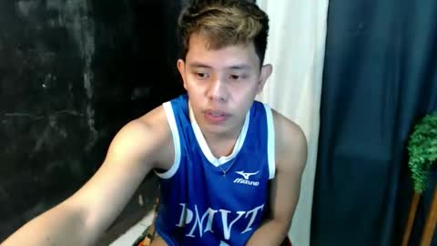 Snapshot of seductive_maxxx chatting on 24, 4, 2026 Max online show from 24, 4, 2026