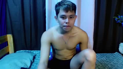 Snapshot of seductive_maxxx chatting on 30, 4, 2026 Max online show from 30, 4, 2026