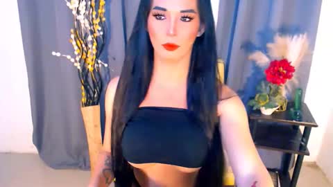 Snapshot of seductive_nicki chatting on 21, 9, 2025 seductive_nicki online show from 21, 9, 2025