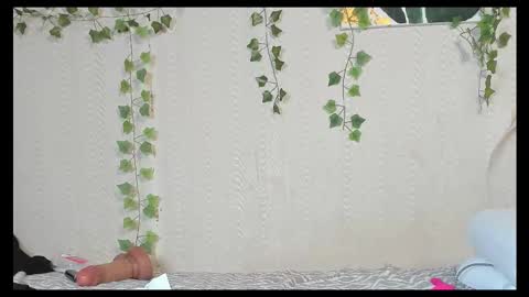 seductive_she_wolf online show from 27, 9, 2025