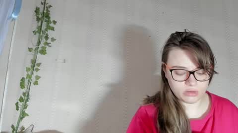 seductive_she_wolf online show from 10, 5, 2026