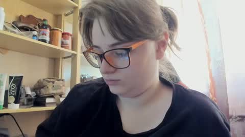 seductive_she_wolf online show from 11, 5, 2026