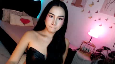 Snapshot of seductive_vana chatting on 28, 6, 2026 Vanessa online show from 28, 6, 2026