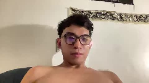 Snapshot of seductive_william chatting on 20, 2, 2025 William online show from 20, 2, 2025