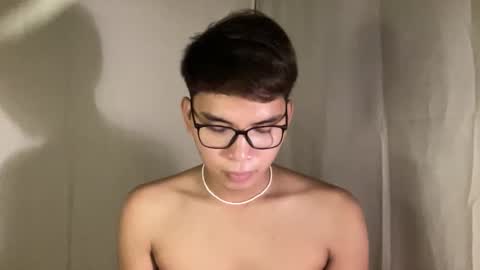 Snapshot of seductive_william chatting on 3, 10, 2025 William online show from 3, 10, 2025