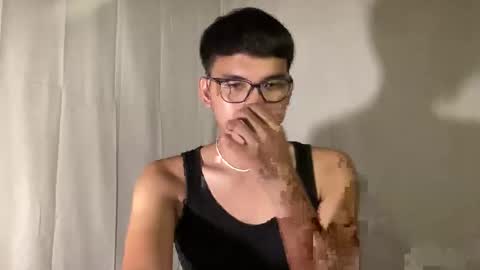 Snapshot of seductive_william chatting on 29, 10, 2025 William online show from 29, 10, 2025