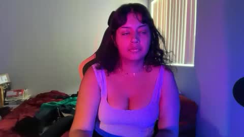 Snapshot of seductivemuse chatting on 15, 10, 2025 seductivemuse online show from 15, 10, 2025