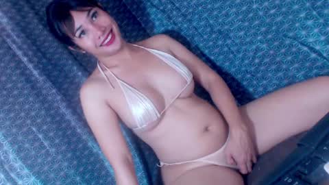 Snapshot of seductresstsjulia chatting on 21, 4, 2026 Julia Starlette online show from 21, 4, 2026