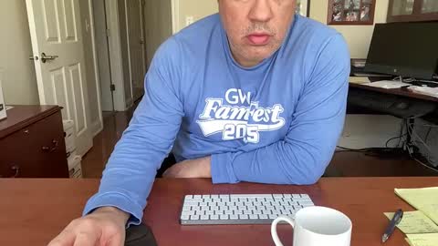 Snapshot of seekingmistress2 chatting on 5, 4, 2026 Sub4Mistress online show from 5, 4, 2026