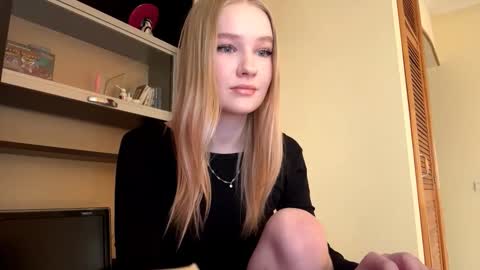 Kristie online show from 25, 2, 2026