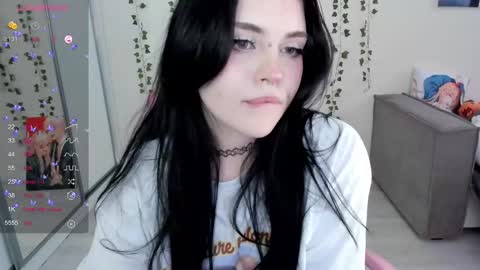 Snapshot of selena___cute chatting on 17, 2, 2025 Selena online show from 17, 2, 2025