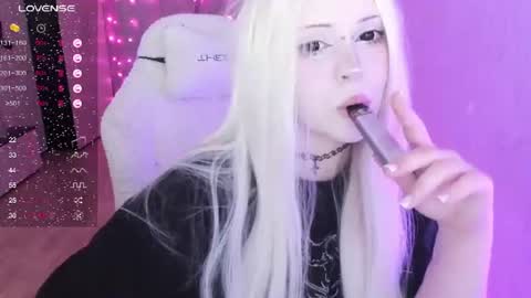 Snapshot of selena___cute chatting on 3, 8, 2026 Selena online show from 3, 8, 2026