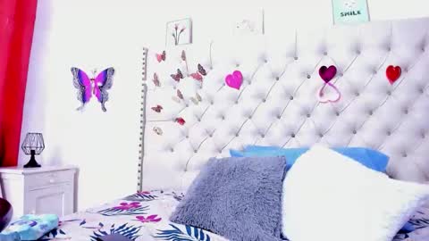 Snapshot of selena_beautyy chatting on 23, 2, 2026 selena_beautyy online show from 23, 2, 2026