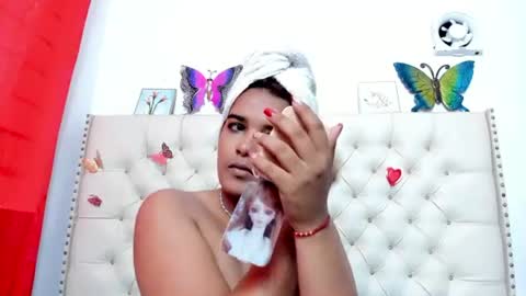 selena_beautyy online show from 2, 7, 2026