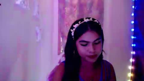 selena_fox2000 online show from 15, 4, 2026