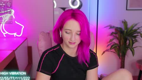 Snapshot of selena_lily chatting on 30, 1, 2025 Selena Lily online show from 30, 1, 2025