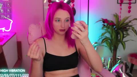 Snapshot of selena_lily chatting on 14, 2, 2025 Selena Lily online show from 14, 2, 2025