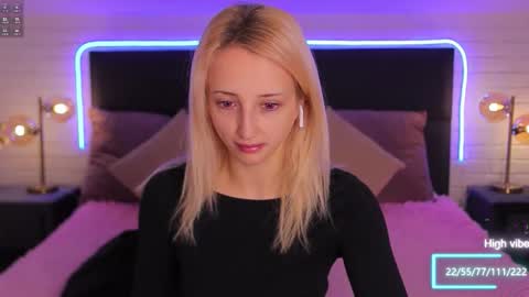 Snapshot of selena_lily chatting on 27, 9, 2025 Selena Lily online show from 27, 9, 2025