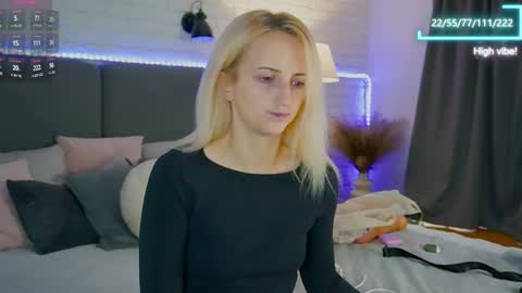 Snapshot of selena_lily chatting on 29, 9, 2025 Selena Lily online show from 29, 9, 2025