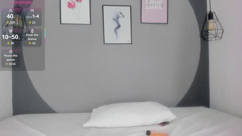 Selena online show from 30, 9, 2025