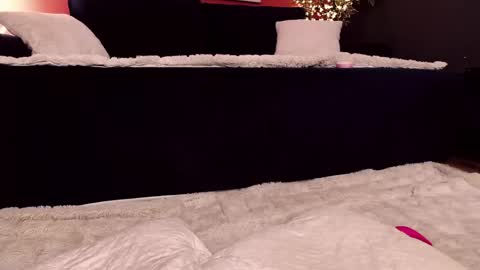 Selena Allure online show from 2, 5, 2026