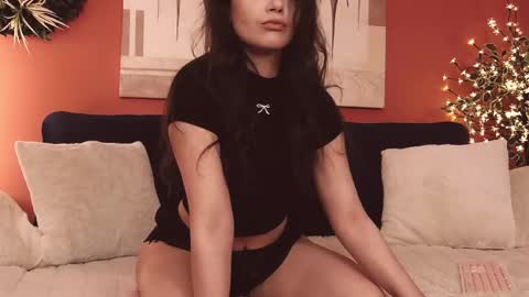 Selena Allure online show from 3, 5, 2026