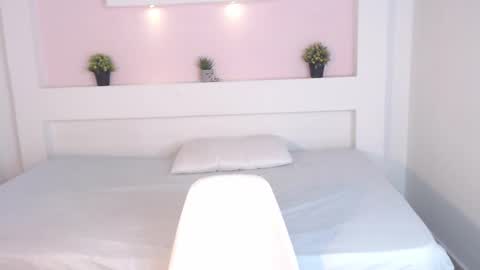 Snapshot of selenafox6 chatting on 18, 2, 2025 selenafox6 online show from 18, 2, 2025