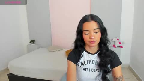selenafox7 online show from 28, 12, 2024