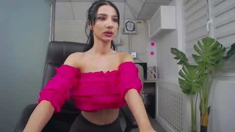 selenajoy_ online show from 9, 11, 2025