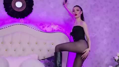 selenajoy_ online show from 9, 1, 2026