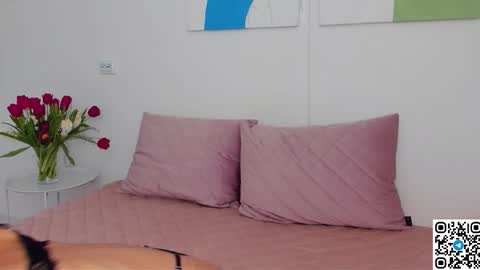 Selena online show from 7, 3, 2026