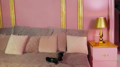 Snapshot of selenasims chatting on 27, 10, 2025 SelenaSin online show from 27, 10, 2025