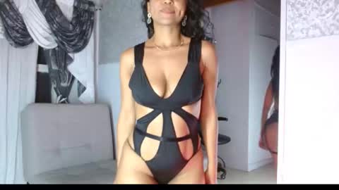 Snapshot of selene_bubble chatting on 8, 2, 2026 Selene online show from 8, 2, 2026