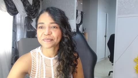 Snapshot of selene_bubble chatting on 24, 2, 2026 Selene online show from 24, 2, 2026