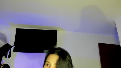 Alejandra  online show from 11, 9, 2025
