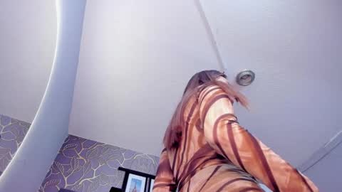 Snapshot of selene_tylor_ chatting on 12, 3, 2025 Selene online show from 12, 3, 2025