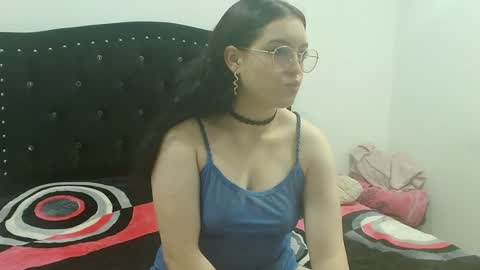 Selene G  online show from 13, 1, 2025