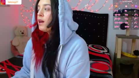 Selene G  online show from 29, 11, 2025