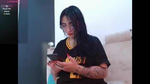 Selene online show from 3, 11, 2025