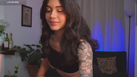 Snapshot of selenevaughan chatting on 21, 5, 2026 Selene online show from 21, 5, 2026