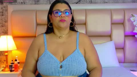 Selenna Cooper online show from 17, 1, 2026