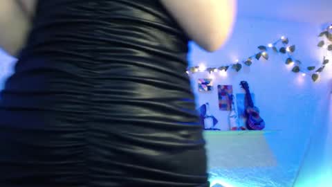 Snapshot of seley222 chatting on 16, 1, 2025 Ask me online show from 16, 1, 2025