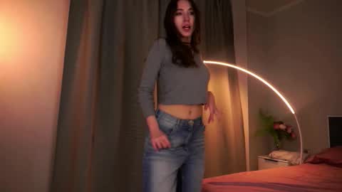 Elizabeth online show from 13, 12, 2025