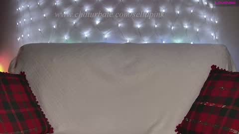 My name is Sella and im Bisexual online show from 29, 12, 2024