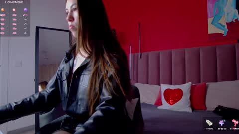 Nicole online show from 24, 1, 2025