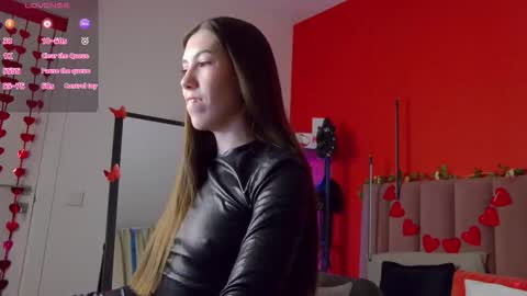 Snapshot of sellashine chatting on 4, 3, 2026 Nicole online show from 4, 3, 2026