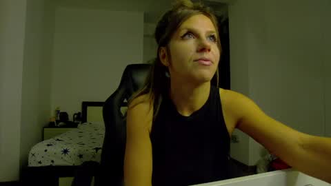 Snapshot of sellena_angel chatting on 22, 5, 2026 sellena_angel online show from 22, 5, 2026