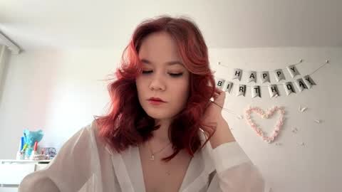 Snapshot of selmacalumag chatting on 19, 4, 2026 Lily online show from 19, 4, 2026