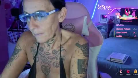 Snapshot of selvaggia_del_caribe chatting on 2, 5, 2026 Selvaggia Del Caribe online show from 2, 5, 2026